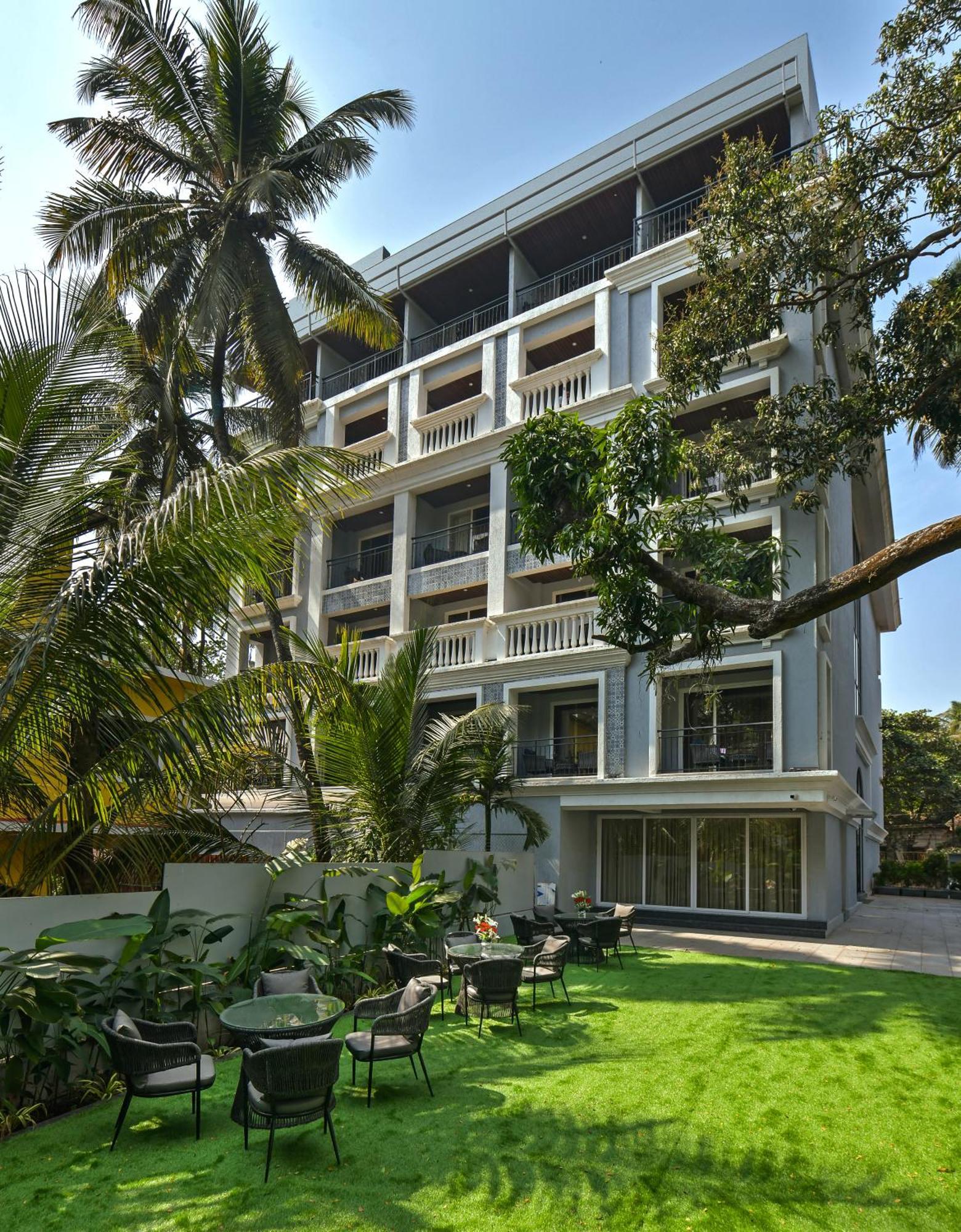 Meritas Auberge Calangute Goa Экстерьер фото
