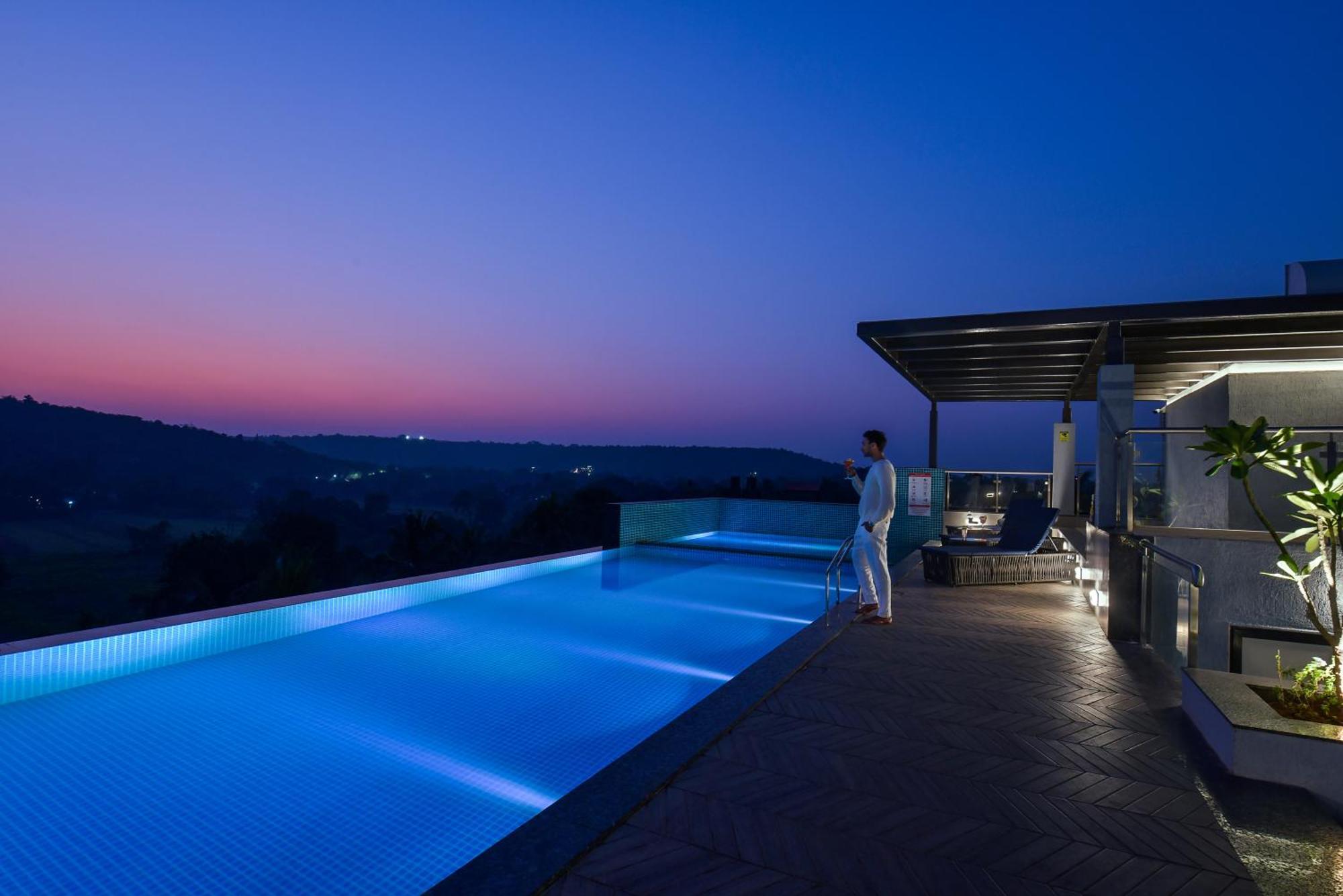 Meritas Auberge Calangute Goa Экстерьер фото